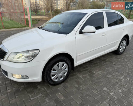 Білий Шкода Октавія, об'ємом двигуна 1.6 л та пробігом 260 тис. км за 7900 $, фото 15 на Automoto.ua