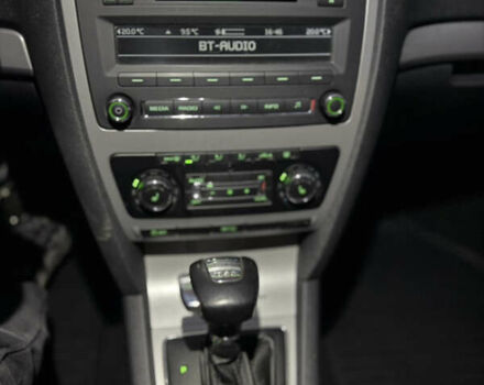 Белый Шкода Октавия, объемом двигателя 1.6 л и пробегом 200 тыс. км за 9999 $, фото 8 на Automoto.ua