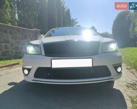 Белый Шкода Октавия, объемом двигателя 1.97 л и пробегом 280 тыс. км за 9500 $, фото 7 на Automoto.ua