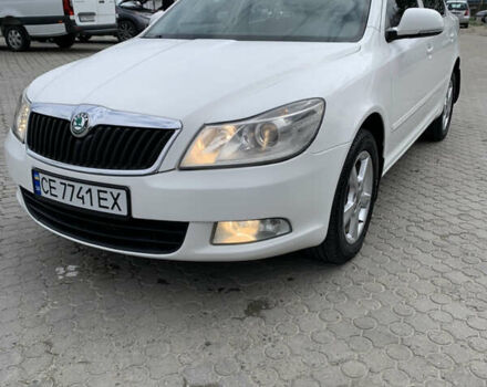 Белый Шкода Октавия, объемом двигателя 1.8 л и пробегом 213 тыс. км за 6400 $, фото 9 на Automoto.ua