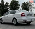 Шкода Октавия 2011 в Самборе на Automoto.ua Белый Шкода Октавия, объемом двигателя 1.97 л и пробегом 272 тыс. км за 10400 $, фото 5 на Automoto.ua