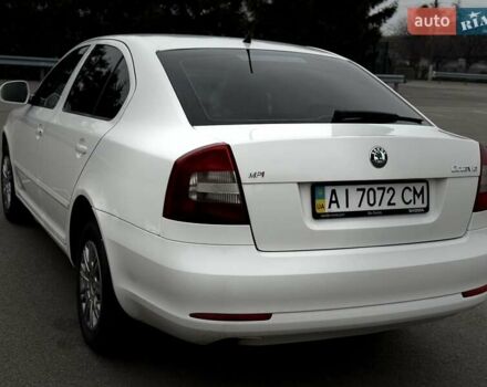 Білий Шкода Октавія, об'ємом двигуна 1.6 л та пробігом 282 тис. км за 5799 $, фото 18 на Automoto.ua