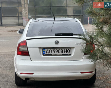 Білий Шкода Октавія, об'ємом двигуна 1.6 л та пробігом 270 тис. км за 6800 $, фото 13 на Automoto.ua