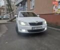 Белый Шкода Октавия, объемом двигателя 1.6 л и пробегом 448 тыс. км за 8500 $, фото 1 на Automoto.ua