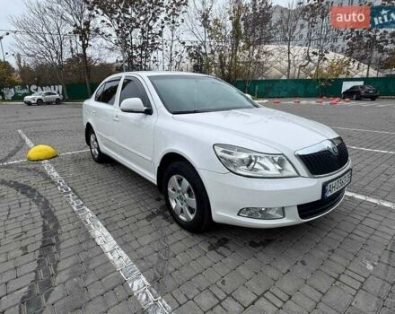 Белый Шкода Октавия, объемом двигателя 1.8 л и пробегом 180 тыс. км за 7200 $, фото 10 на Automoto.ua