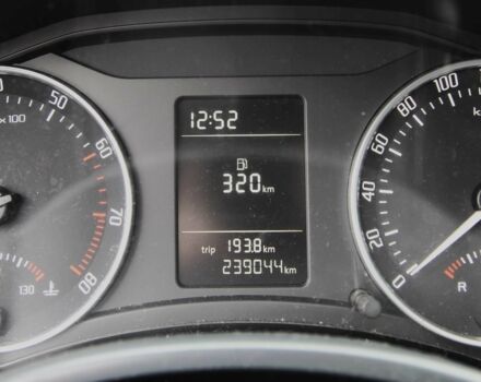 Белый Шкода Октавия, объемом двигателя 1.6 л и пробегом 239 тыс. км за 8100 $, фото 18 на Automoto.ua