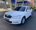 Белый Шкода Октавия, объемом двигателя 1.6 л и пробегом 195 тыс. км за 7800 $, фото 1 на Automoto.ua