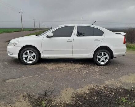 Белый Шкода Октавия, объемом двигателя 1.8 л и пробегом 219 тыс. км за 8200 $, фото 8 на Automoto.ua