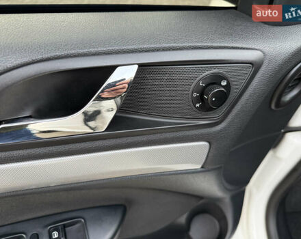 Білий Шкода Октавія, об'ємом двигуна 1.6 л та пробігом 260 тис. км за 7900 $, фото 20 на Automoto.ua