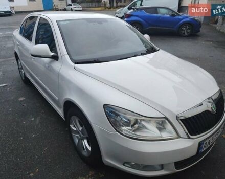 Белый Шкода Октавия, объемом двигателя 1.6 л и пробегом 209 тыс. км за 8700 $, фото 8 на Automoto.ua