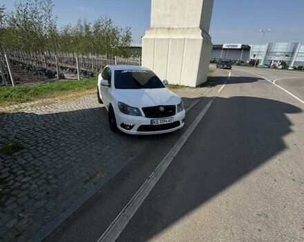 Білий Шкода Октавія, об'ємом двигуна 1.98 л та пробігом 220 тис. км за 8000 $, фото 9 на Automoto.ua