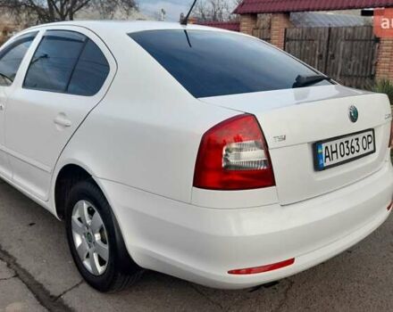 Белый Шкода Октавия, объемом двигателя 1.8 л и пробегом 180 тыс. км за 8200 $, фото 4 на Automoto.ua