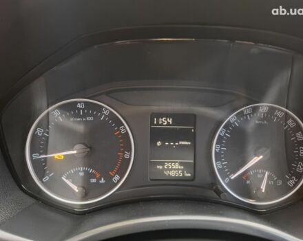 Білий Шкода Октавія, об'ємом двигуна 1.6 л та пробігом 448 тис. км за 8500 $, фото 9 на Automoto.ua