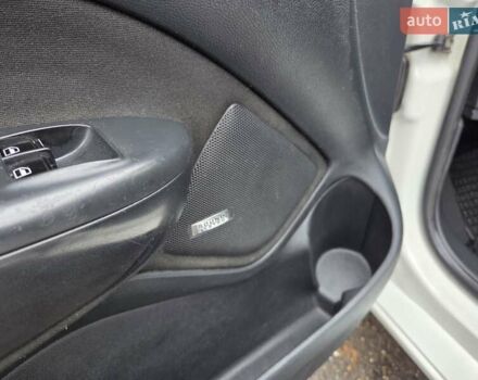 Білий Шкода Октавія, об'ємом двигуна 1.8 л та пробігом 277 тис. км за 6800 $, фото 5 на Automoto.ua