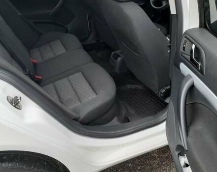 Белый Шкода Октавия, объемом двигателя 1.8 л и пробегом 219 тыс. км за 8200 $, фото 17 на Automoto.ua