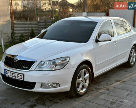 Белый Шкода Октавия, объемом двигателя 1.39 л и пробегом 275 тыс. км за 8200 $, фото 2 на Automoto.ua