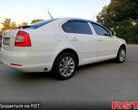 Белый Шкода Октавия, объемом двигателя 1.6 л и пробегом 230 тыс. км за 8200 $, фото 9 на Automoto.ua