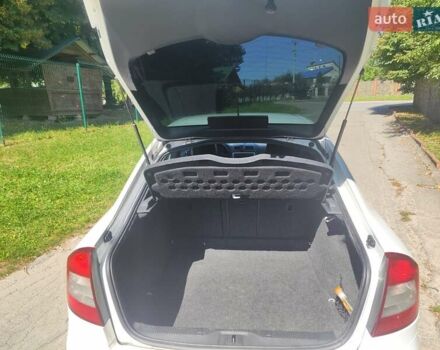 Белый Шкода Октавия, объемом двигателя 1.97 л и пробегом 280 тыс. км за 9500 $, фото 15 на Automoto.ua