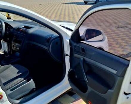 Білий Шкода Октавія, об'ємом двигуна 1.6 л та пробігом 138 тис. км за 7600 $, фото 8 на Automoto.ua