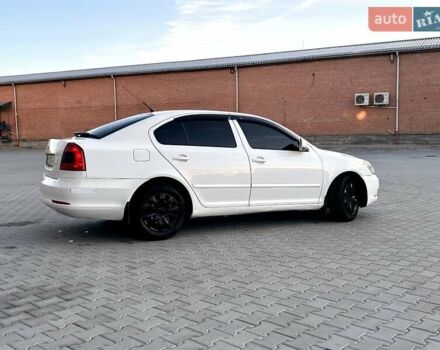 Білий Шкода Октавія, об'ємом двигуна 1.6 л та пробігом 312 тис. км за 6800 $, фото 9 на Automoto.ua