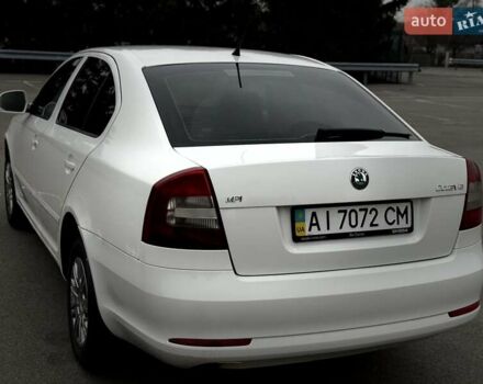 Білий Шкода Октавія, об'ємом двигуна 1.6 л та пробігом 282 тис. км за 5799 $, фото 19 на Automoto.ua