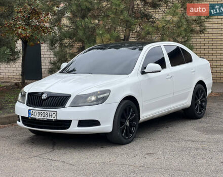 Білий Шкода Октавія, об'ємом двигуна 1.6 л та пробігом 270 тис. км за 6800 $, фото 1 на Automoto.ua
