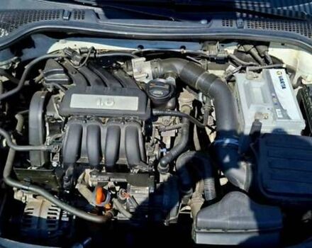 Білий Шкода Октавія, об'ємом двигуна 1.6 л та пробігом 138 тис. км за 7600 $, фото 6 на Automoto.ua