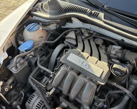 Білий Шкода Октавія, об'ємом двигуна 1.6 л та пробігом 76 тис. км за 9900 $, фото 9 на Automoto.ua