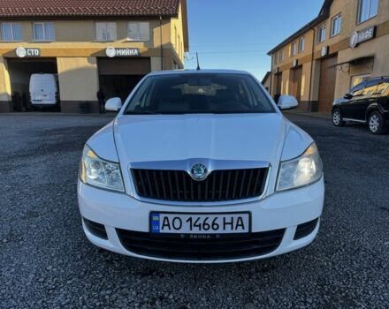 Белый Шкода Октавия, объемом двигателя 1.6 л и пробегом 380 тыс. км за 6150 $, фото 4 на Automoto.ua