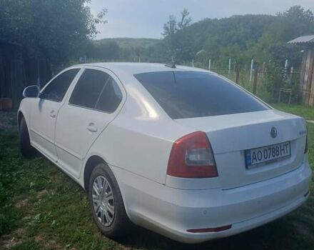 Білий Шкода Октавія, об'ємом двигуна 1.6 л та пробігом 262 тис. км за 6750 $, фото 6 на Automoto.ua