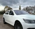 Шкода Октавия 2011 в Коростене на Automoto.ua Белый Шкода Октавия, объемом двигателя 1.98 л и пробегом 238 тыс. км за 9000 $, фото 7 на Automoto.ua