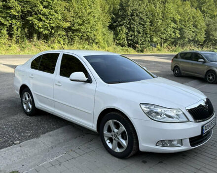 Білий Шкода Октавія, об'ємом двигуна 1.6 л та пробігом 238 тис. км за 7950 $, фото 25 на Automoto.ua