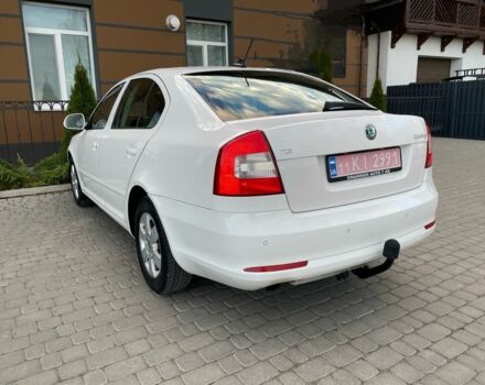 Белый Шкода Октавия, объемом двигателя 1.6 л и пробегом 189 тыс. км за 8999 $, фото 6 на Automoto.ua