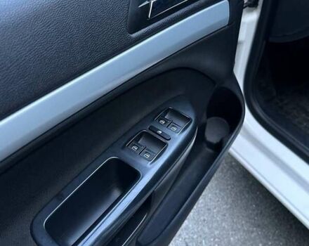 Білий Шкода Октавія, об'ємом двигуна 1.8 л та пробігом 184 тис. км за 8500 $, фото 13 на Automoto.ua