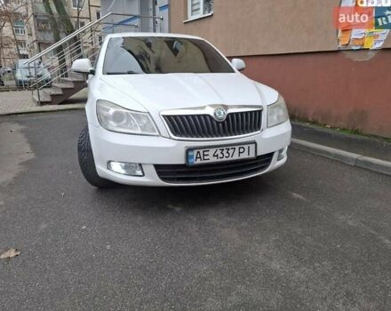 Белый Шкода Октавия, объемом двигателя 1.6 л и пробегом 448 тыс. км за 8500 $, фото 9 на Automoto.ua