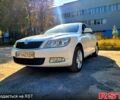 Белый Шкода Октавия, объемом двигателя 1.6 л и пробегом 208 тыс. км за 7500 $, фото 1 на Automoto.ua