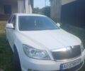 Білий Шкода Октавія, об'ємом двигуна 1.6 л та пробігом 262 тис. км за 6750 $, фото 1 на Automoto.ua