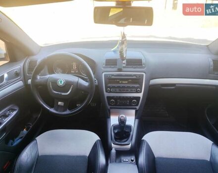 Белый Шкода Октавия, объемом двигателя 1.97 л и пробегом 280 тыс. км за 9500 $, фото 27 на Automoto.ua