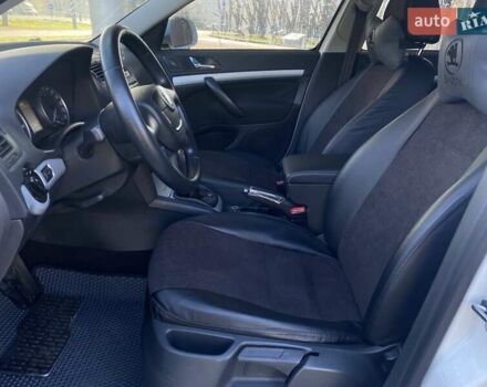 Белый Шкода Октавия, объемом двигателя 1.6 л и пробегом 195 тыс. км за 7800 $, фото 15 на Automoto.ua