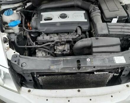 Белый Шкода Октавия, объемом двигателя 1.8 л и пробегом 219 тыс. км за 8200 $, фото 23 на Automoto.ua