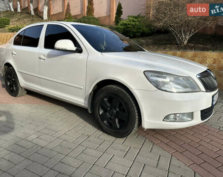 Білий Шкода Октавія, об'ємом двигуна 1.6 л та пробігом 250 тис. км за 6400 $, фото 2 на Automoto.ua