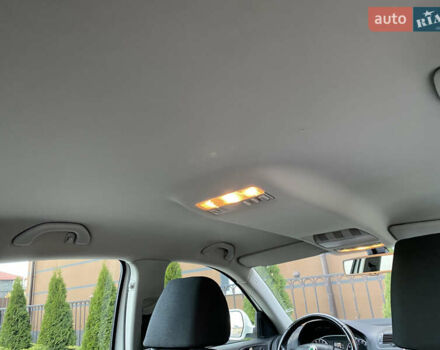 Білий Шкода Октавія, об'ємом двигуна 1.6 л та пробігом 189 тис. км за 8999 $, фото 25 на Automoto.ua