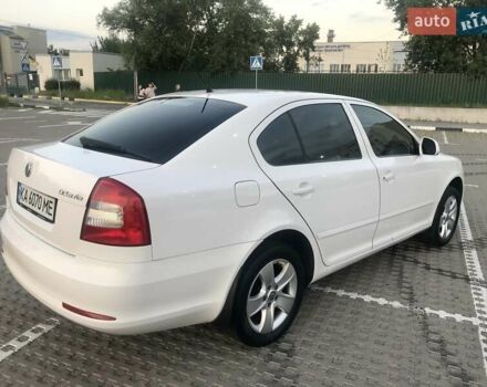 Білий Шкода Октавія, об'ємом двигуна 1.6 л та пробігом 179 тис. км за 7900 $, фото 5 на Automoto.ua