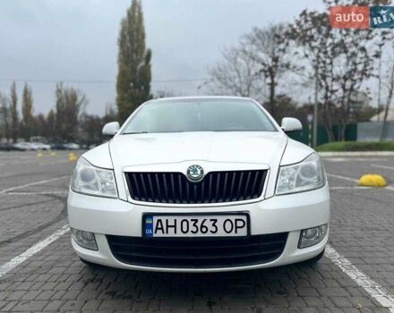 Белый Шкода Октавия, объемом двигателя 1.8 л и пробегом 180 тыс. км за 7200 $, фото 2 на Automoto.ua