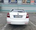 Белый Шкода Октавия, объемом двигателя 1.8 л и пробегом 180 тыс. км за 7200 $, фото 4 на Automoto.ua