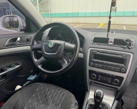 Белый Шкода Октавия, объемом двигателя 1.8 л и пробегом 180 тыс. км за 7200 $, фото 18 на Automoto.ua