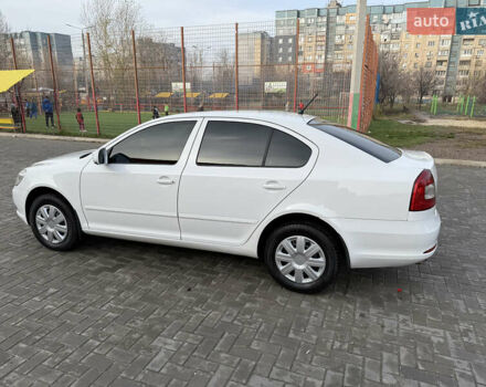 Білий Шкода Октавія, об'ємом двигуна 1.6 л та пробігом 260 тис. км за 7900 $, фото 13 на Automoto.ua
