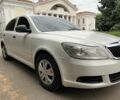 Белый Шкода Октавия, объемом двигателя 1.6 л и пробегом 151 тыс. км за 7999 $, фото 1 на Automoto.ua