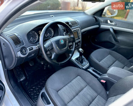 Белый Шкода Октавия, объемом двигателя 1.39 л и пробегом 275 тыс. км за 8200 $, фото 37 на Automoto.ua