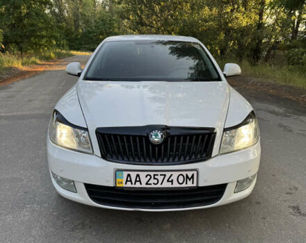 Білий Шкода Октавія, об'ємом двигуна 1.8 л та пробігом 303 тис. км за 6899 $, фото 10 на Automoto.ua